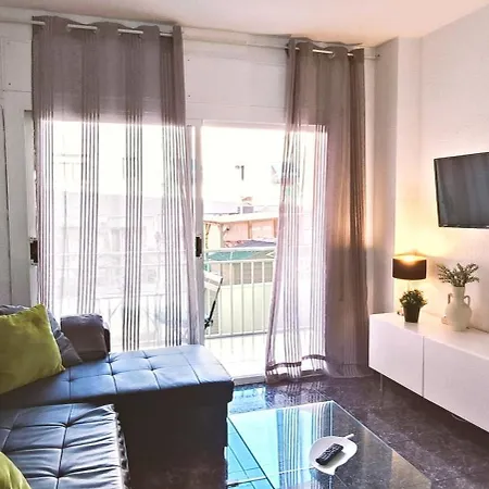 Centric 6 Cerca De A Playa Y El Tren Apartment